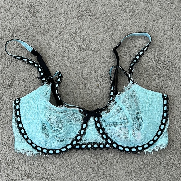 Victoria's Secret Other - Victoria’s Secret Wicked Unlined Bra